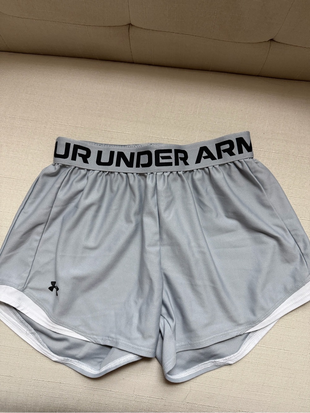 Under Armour Women's Light Gray Athletic Shorts